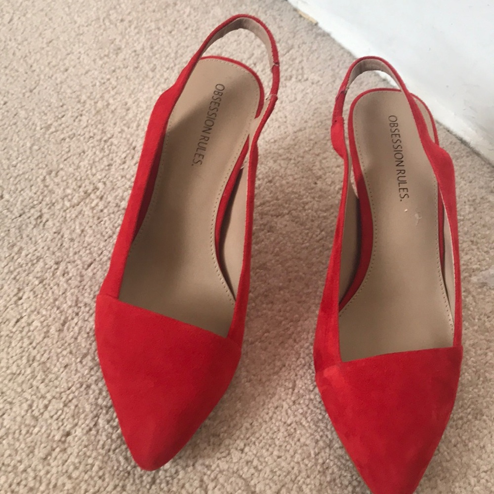 New without tag Red shoes